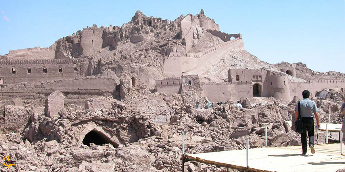 تصویری از قلعه ارگ بم بعد زلزله