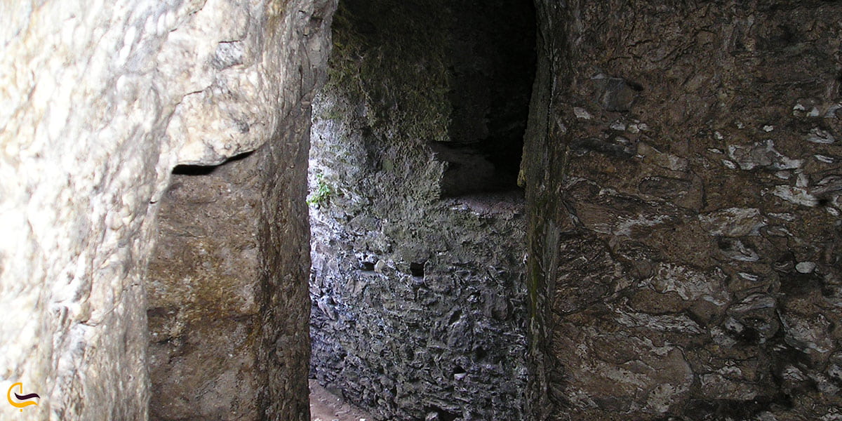 نمایی ازغار سیاهچال