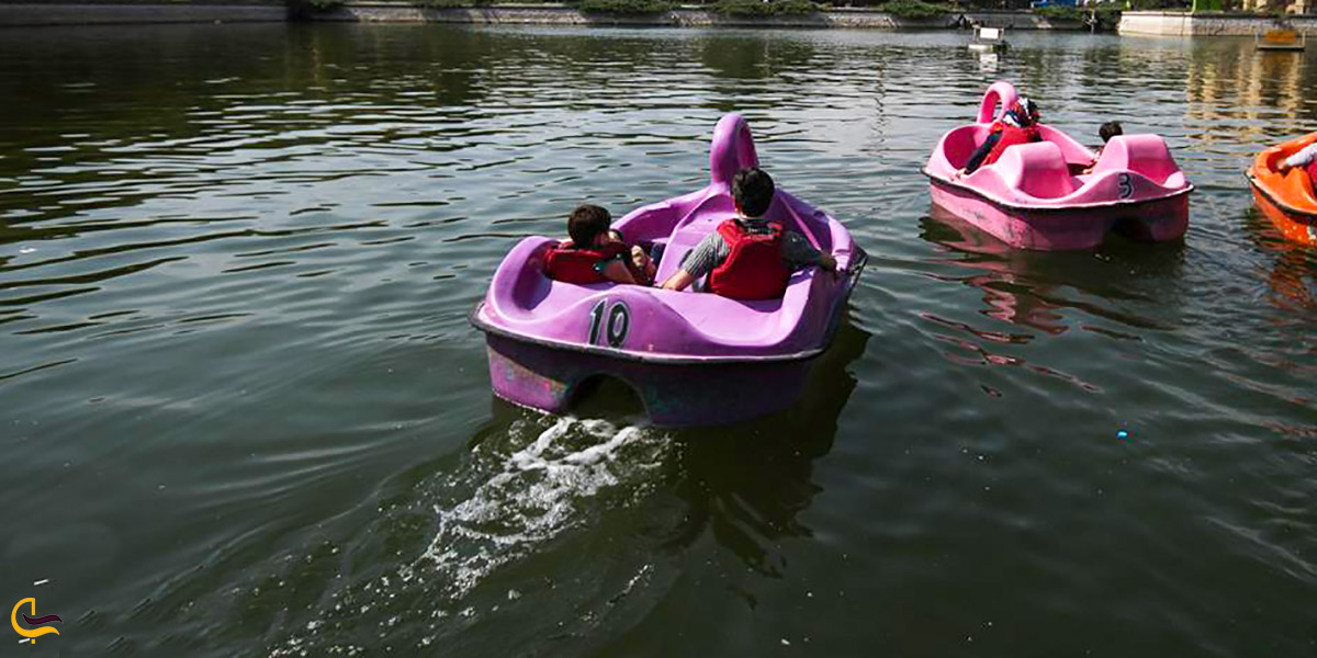 نمایی ازقایق پدالی چالیدره