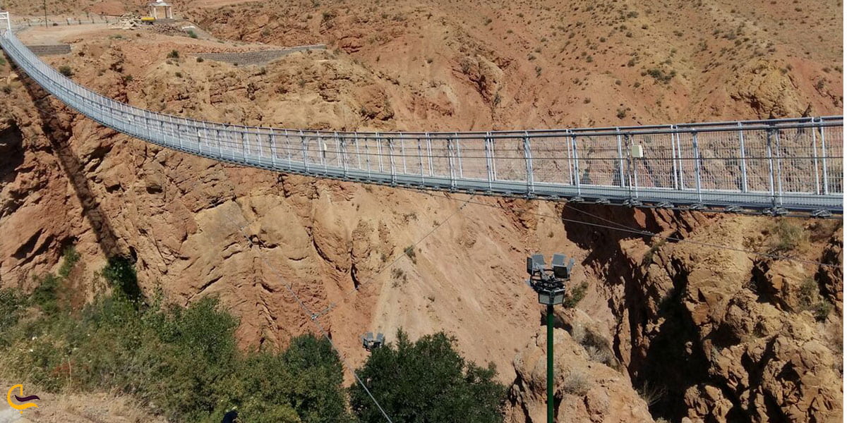 نمایی ازپل معلق چالیدره