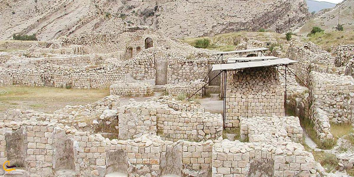 تصویری از تالار تشریفات شهر بیشاپور