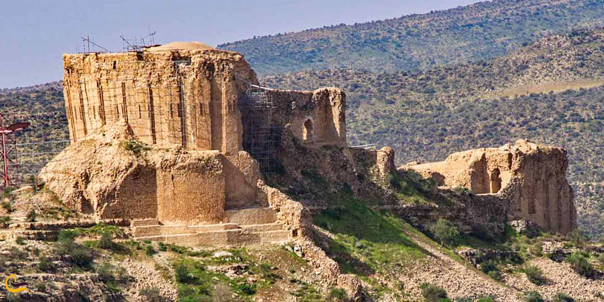 نمایی از قلعه دختر