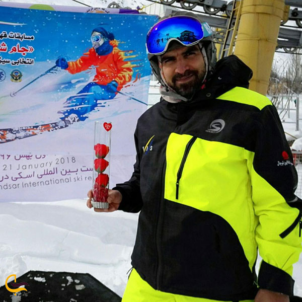 تصویری از مربی رسمی فدراسیون اسکی ایران