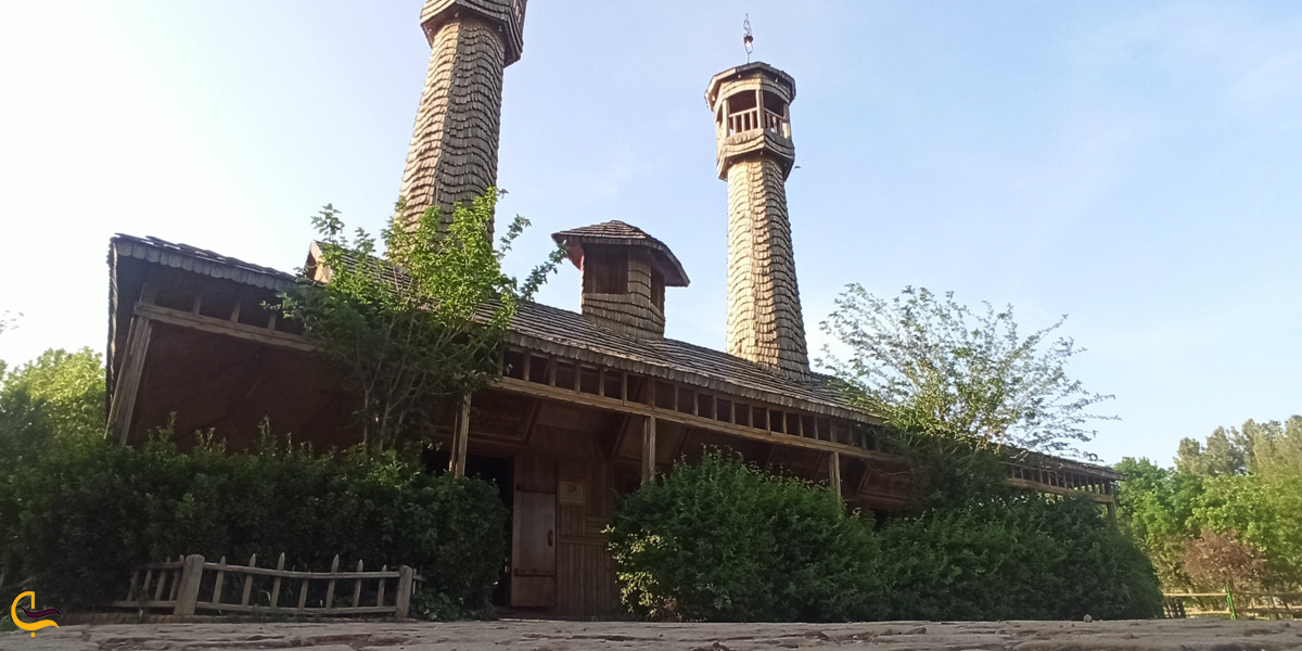 تصویری از مسجد چوبی دهکده چوبین نیشابور