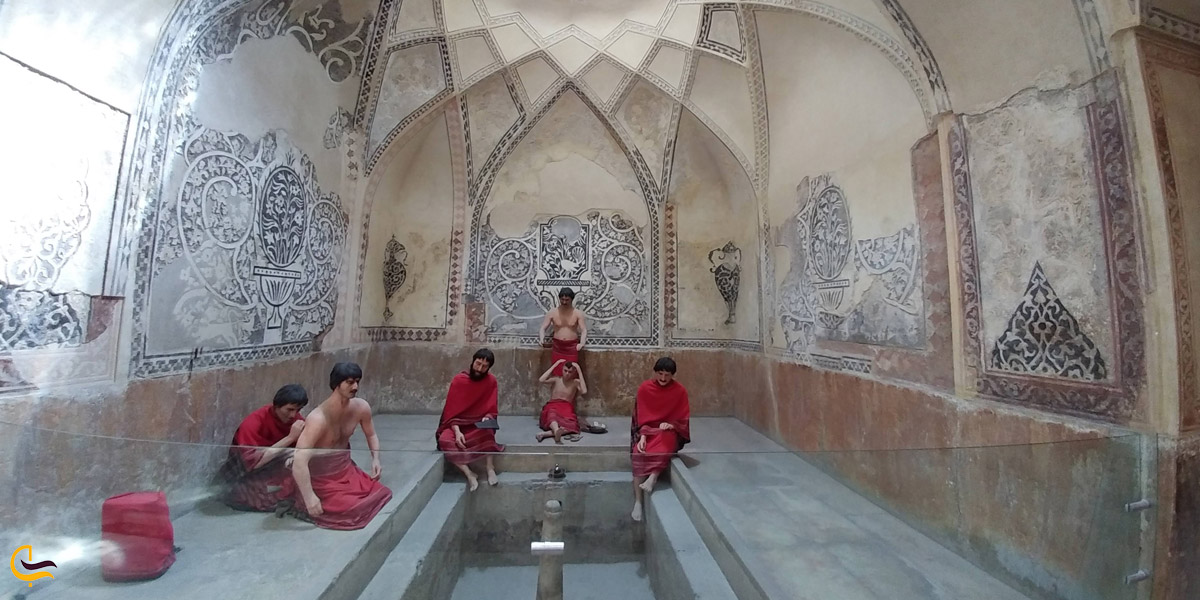 تصویری از تصویری از مجسمه های موزه حمام وکیل شیراز