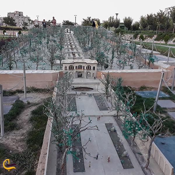 تصویری از باغ شازده بوستان مینیاتوری مشهد