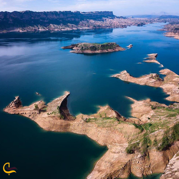 نمایی از بالای دریاچه شهیون