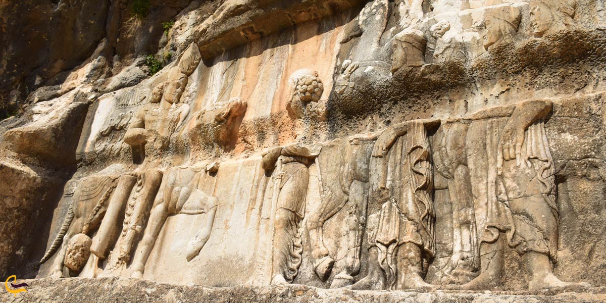 عکسی از نقشهای تنگ چوگان