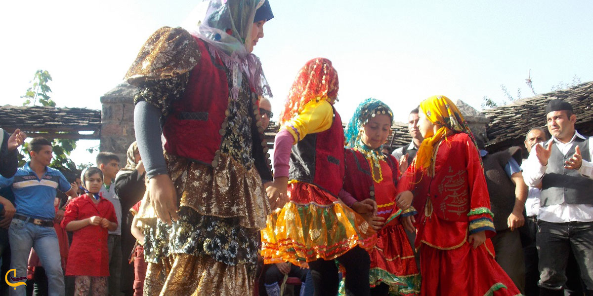 تصویری از سنت مردم روستای دودانگه ساری