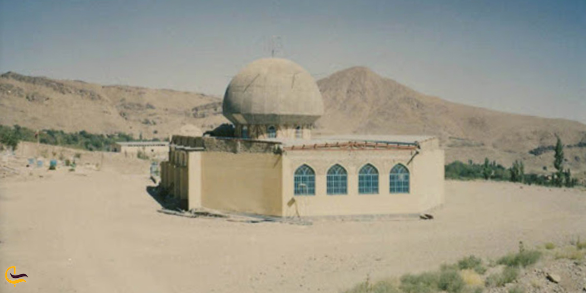 آرامگاه بیبی فاطمه راور
