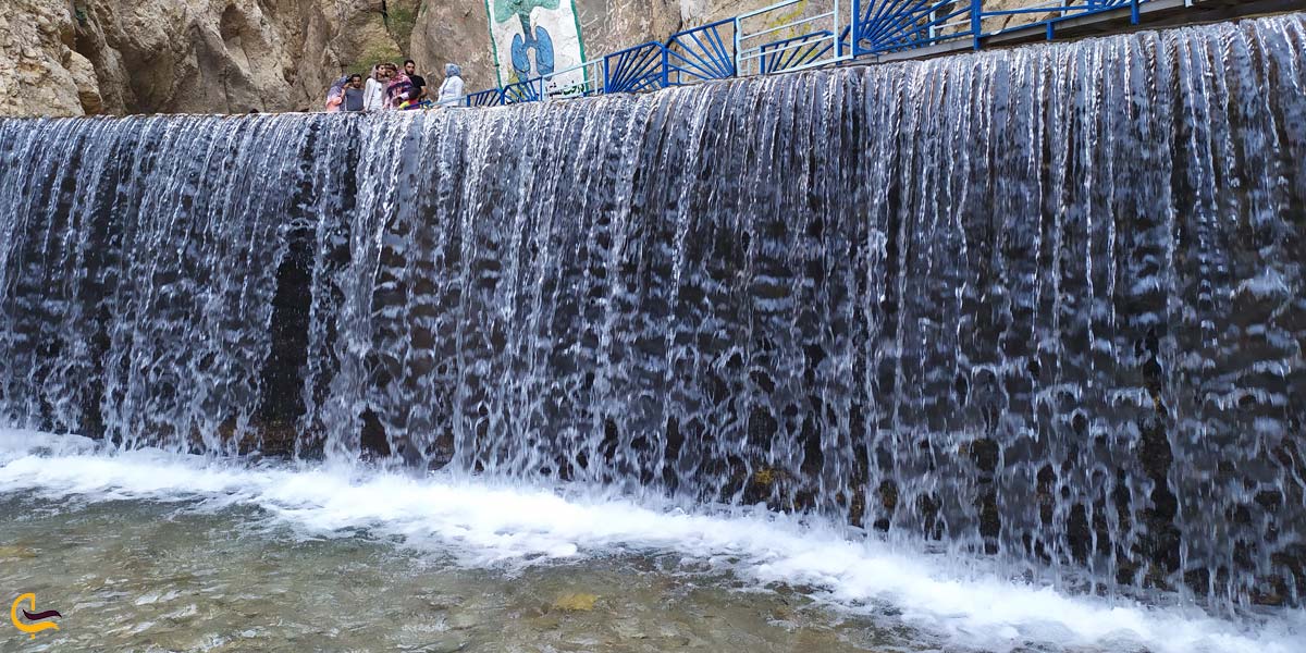 تصویری از آبشار یاسوج