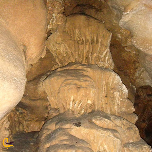 تصویری از داخل غار تلابن گورج