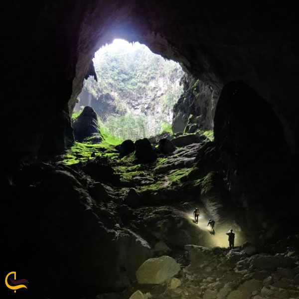 عکس غار سیاه استخر