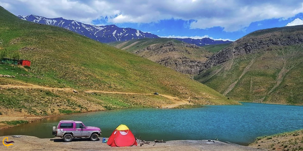 عکسچادر زدن در دریاچه تار و هویر