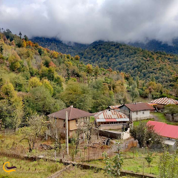 تصویری از روستای دیورش