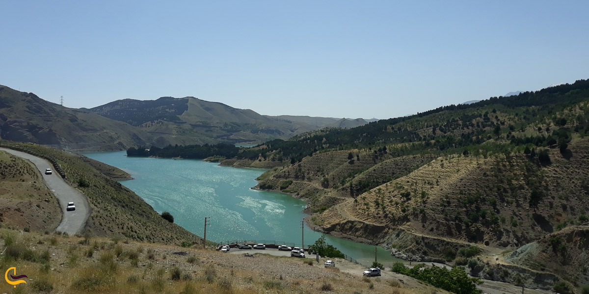 تصویری از دریاچه لتیان