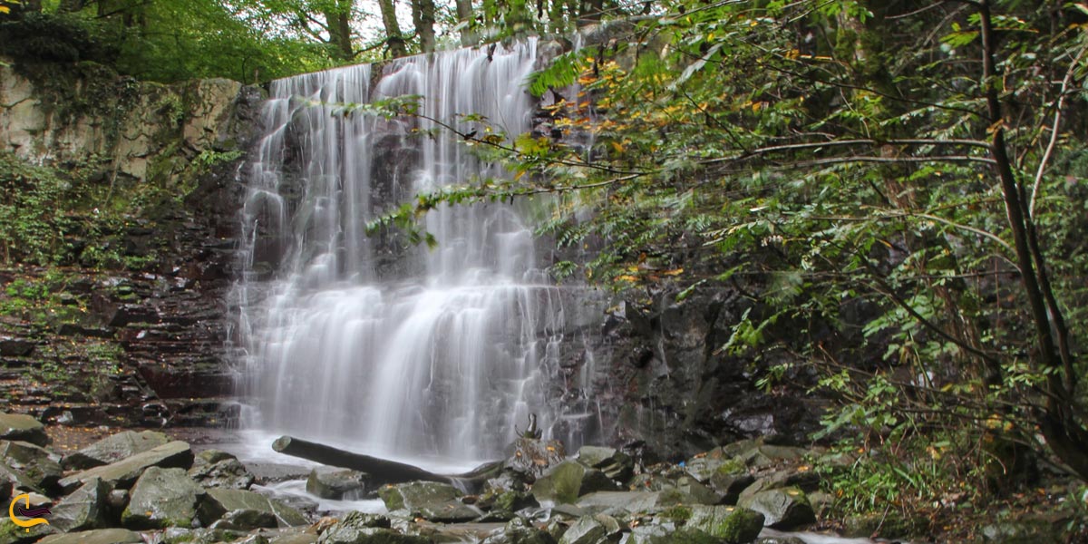 تصویری از آبشار لونک