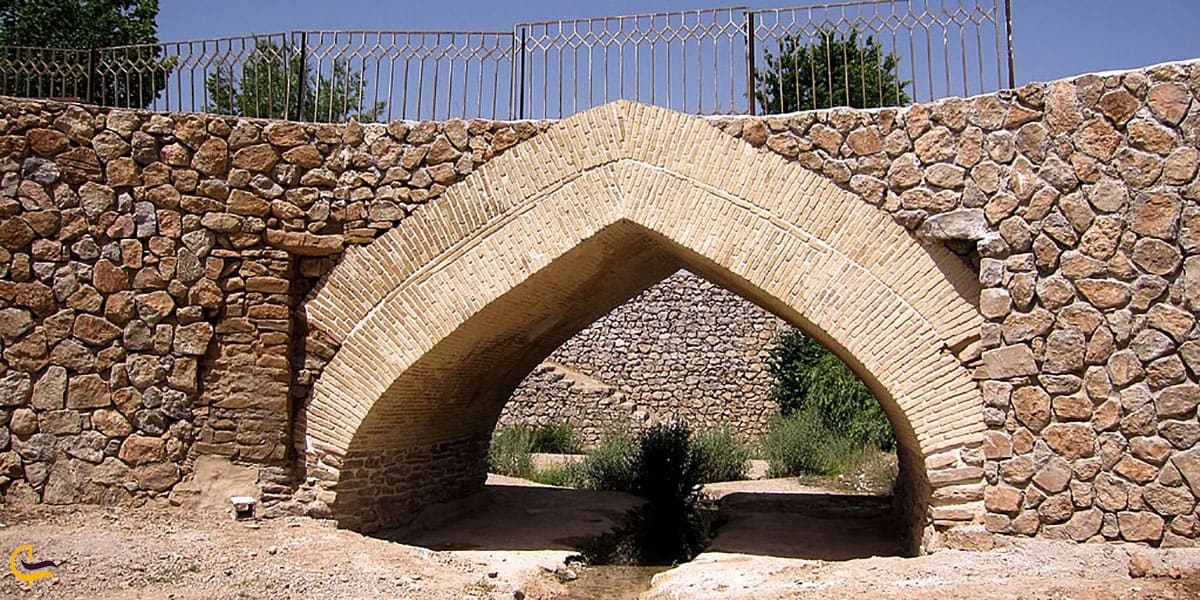 عکس پل مصلی بروجن