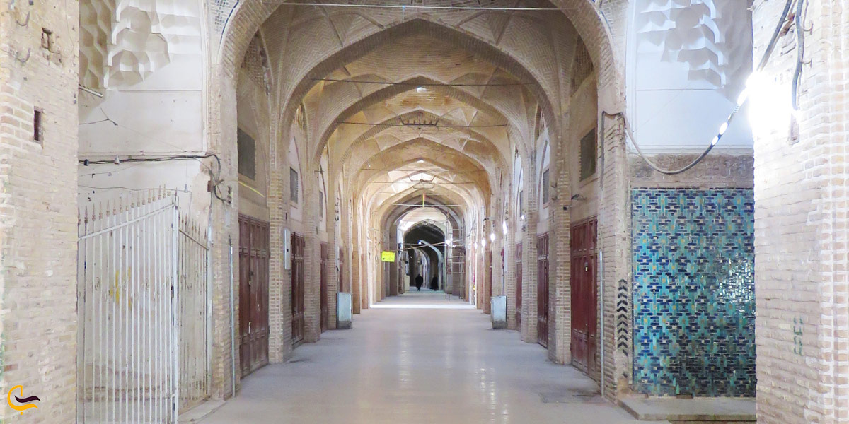 تصویری از بازار وکیل زرند