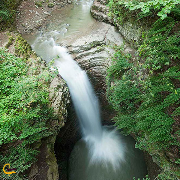 تصویری از آبشار ویسادار