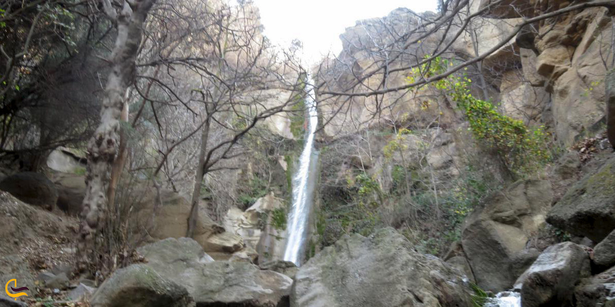 تصویری از آبشار کلشتر