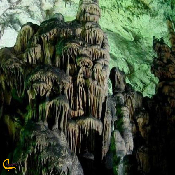تصویری از غار دربند