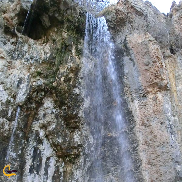 تصویری از آبشار چیکان