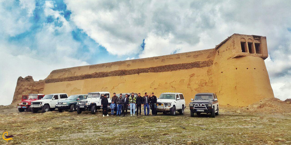 عکس قلعه اشتران