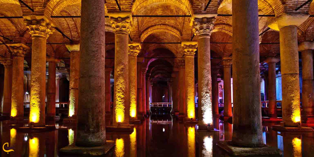 تصویری از آب انبار سلطنتی باسیلیکاآب انبار سلطنتی باسیلیکا