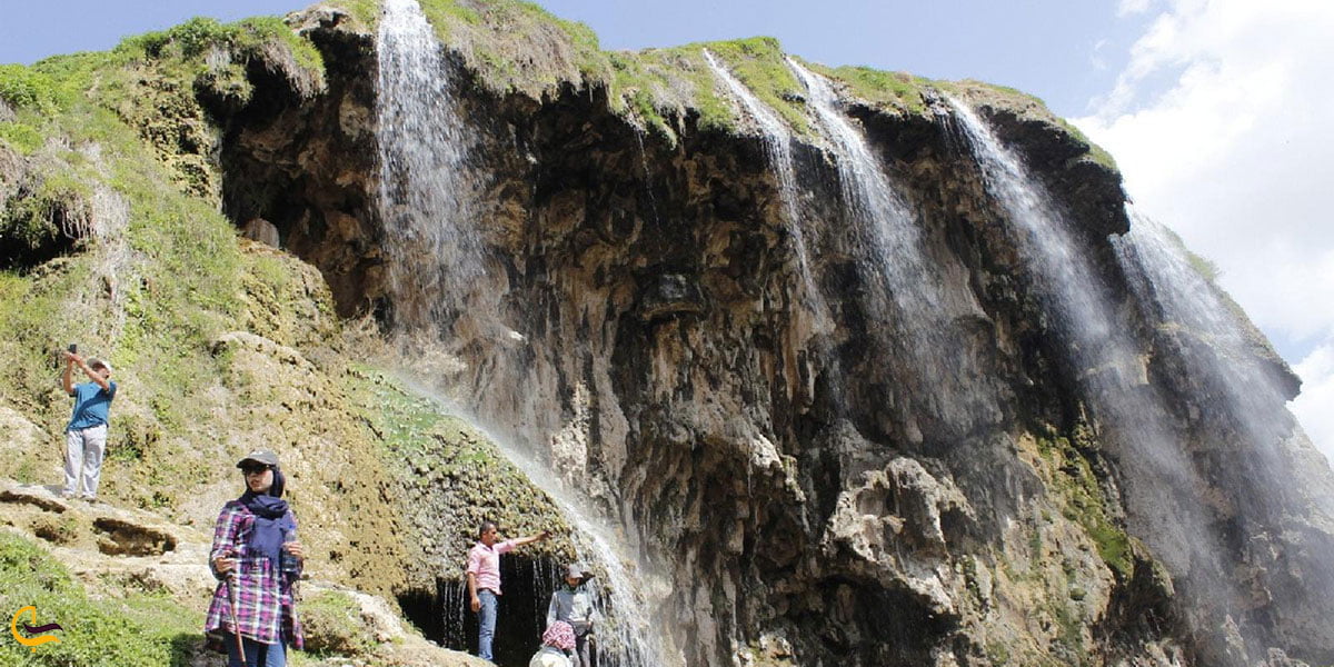 عکس آبشار کمر دوغ