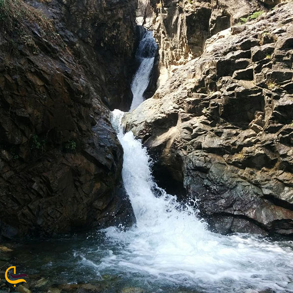 عکس آبشار ایگِل