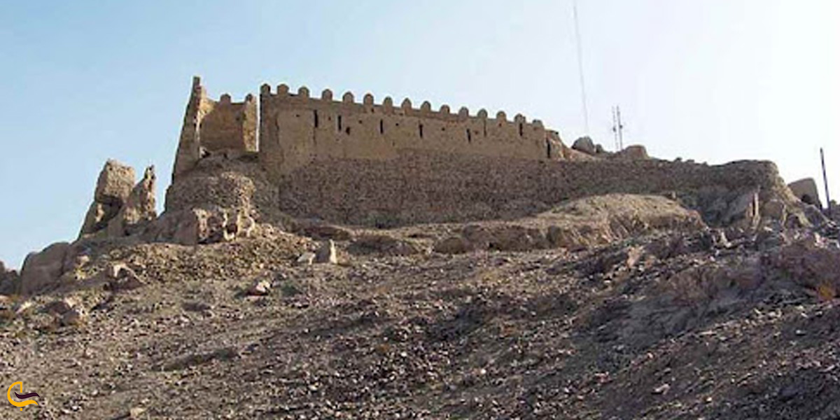 تصویری از قلعه ضرغام السلطنه فرادنبه