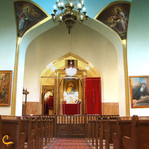 تصویری از داخل کلیسای ارامنه مانوکیان