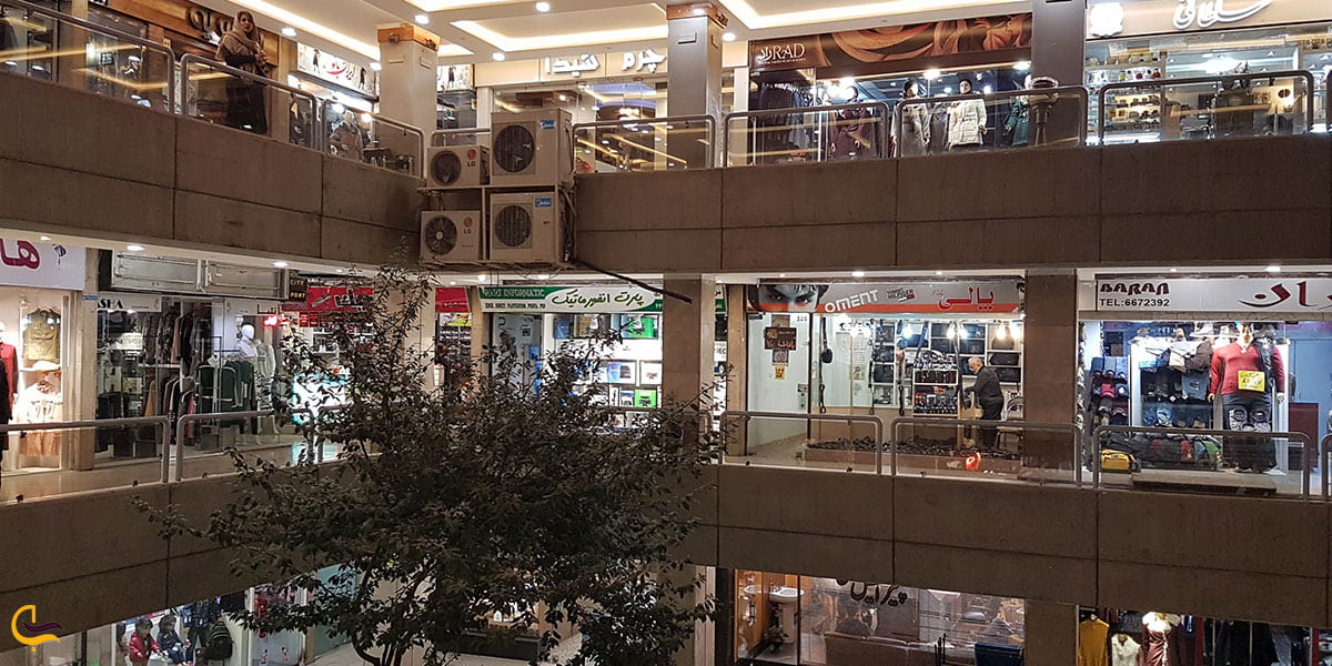 عکس مغازه های مرکز خرید پارک