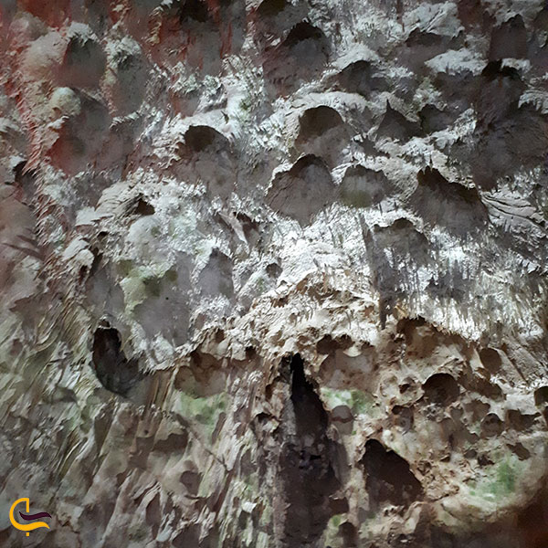 عکس جاذبه‌های دیدنی داخل غار