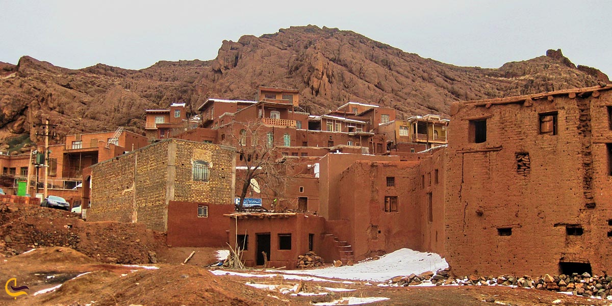 تصویری از خانه های تاریخی روستای ابیانه