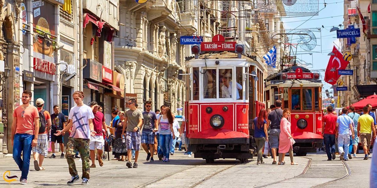 تصویری از خیابان استقلال استانبول