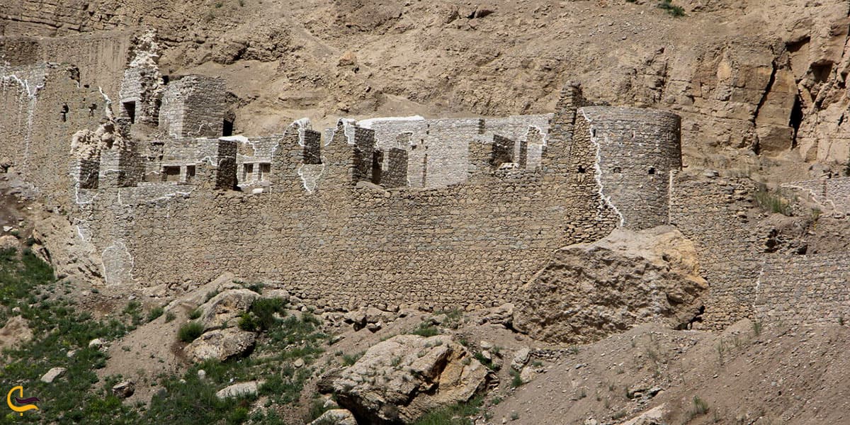 عکس قلعه قبان ماکو