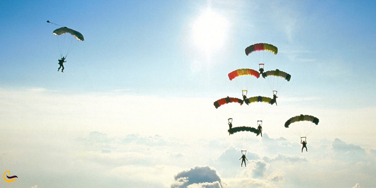 تصویری از پاراگلایدر و پاراموتور شاندیز