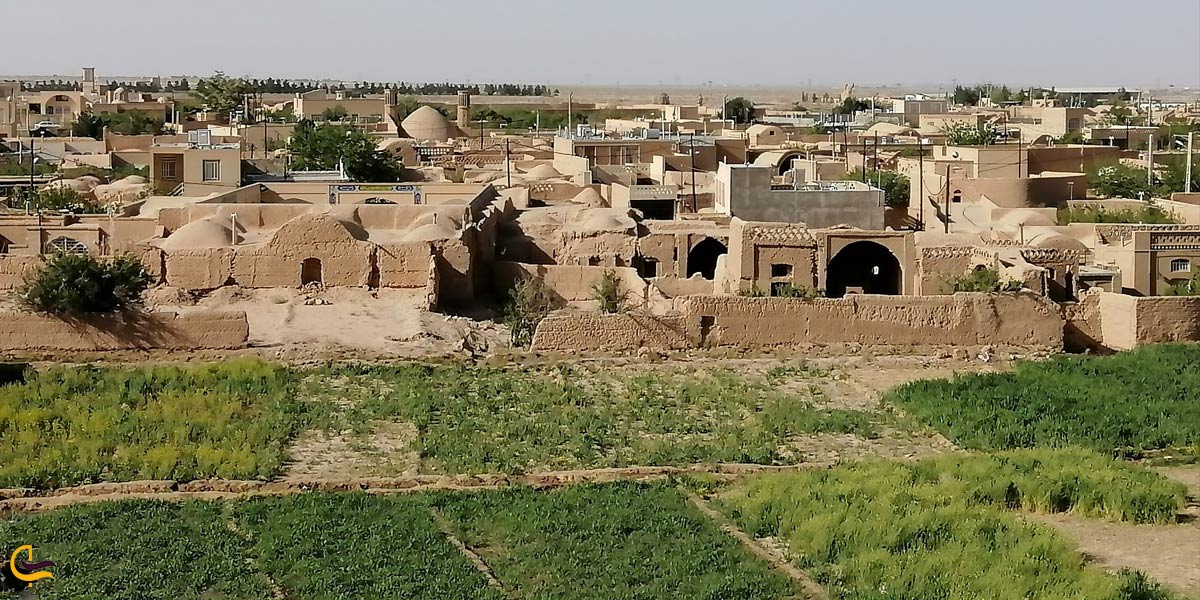 بهترین زمان سفر به روستای سر یزد مهریز