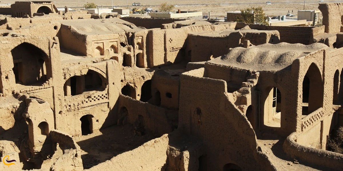 عکس ارگ تاریخی مورچه خورت