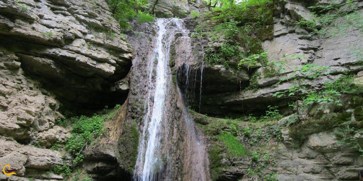 تصویری از آبشار زانوس