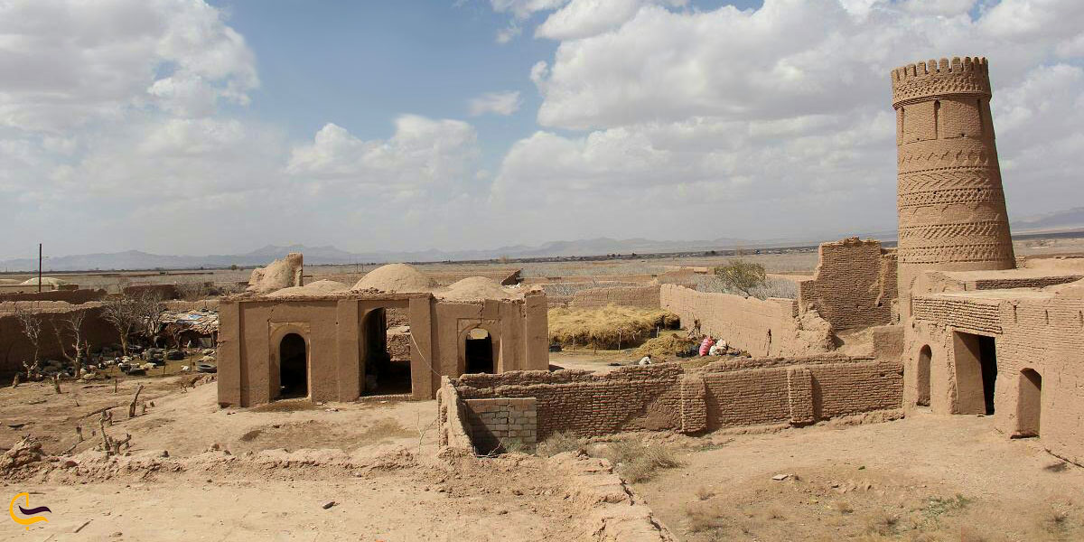 عکس برج زرندوئیه کرمان