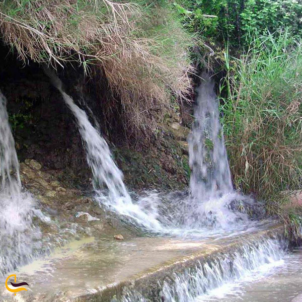 تصویری از آبشار مروارید خفر