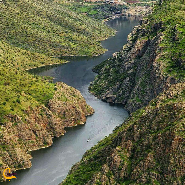 تصویری از رودخانه سیروان