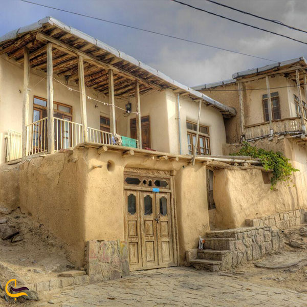 عکس خانه های روستای آب ملخ