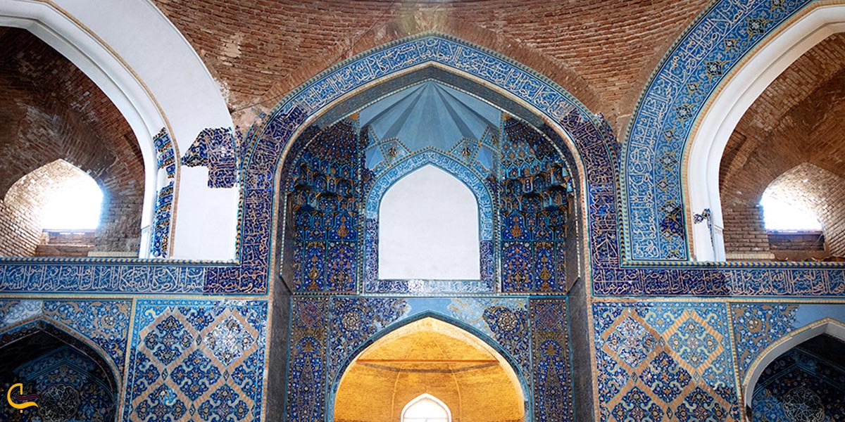 تصویری از مسجد کبود