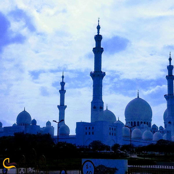 تصویری از مسجد جمیرا دبی
