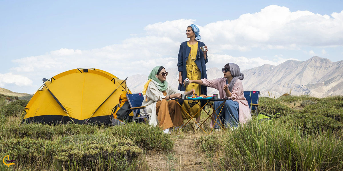 عکس کمپ در طبیعت آبشار ارتکند