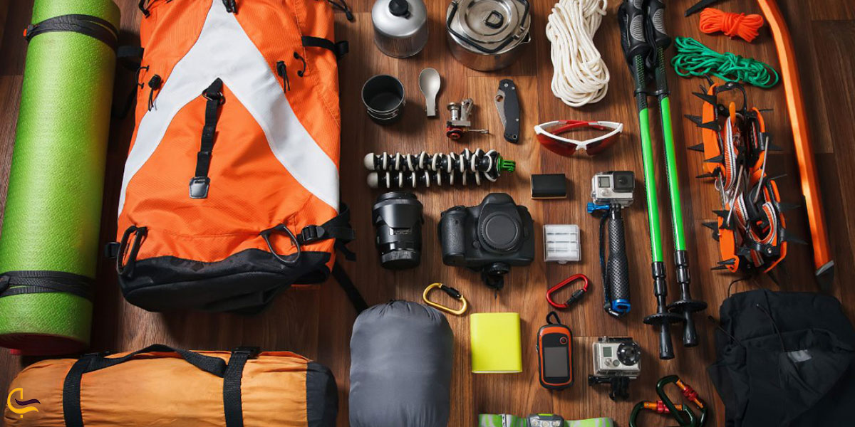 عکس لوازم طبیعت گردی چمن متحرک چملی